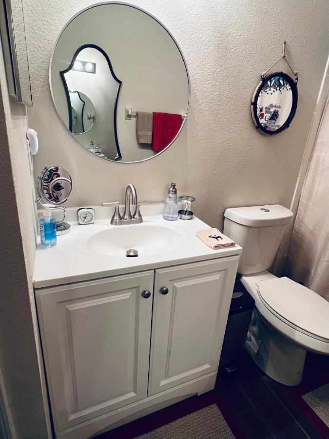 Ruskin Fl Private 2 Bdrm 1 Bath Suite Common Areas Shared With Host And Cat Екстериор снимка