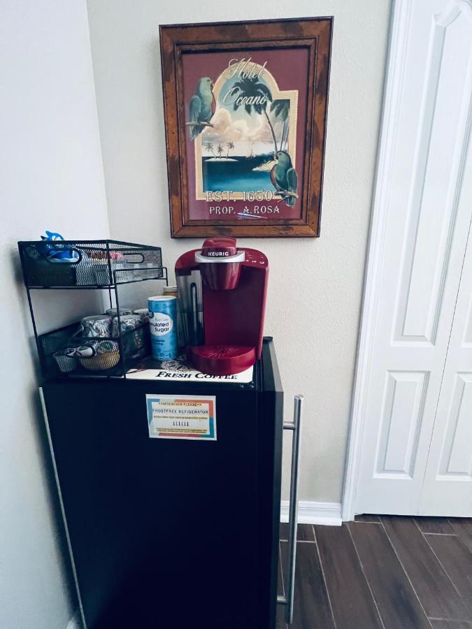 Ruskin Fl Private 2 Bdrm 1 Bath Suite Common Areas Shared With Host And Cat Екстериор снимка