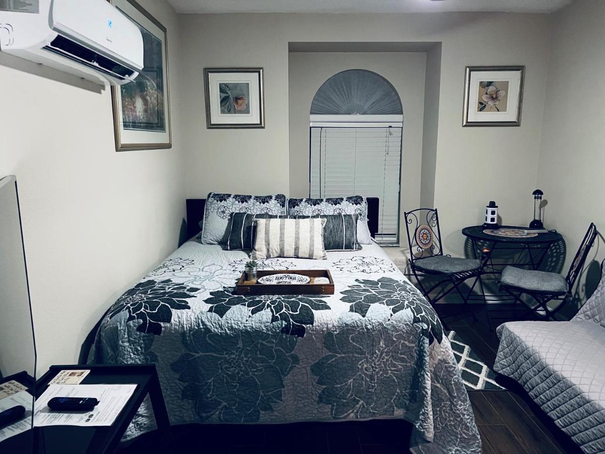 Ruskin Fl Private 2 Bdrm 1 Bath Suite Common Areas Shared With Host And Cat Екстериор снимка